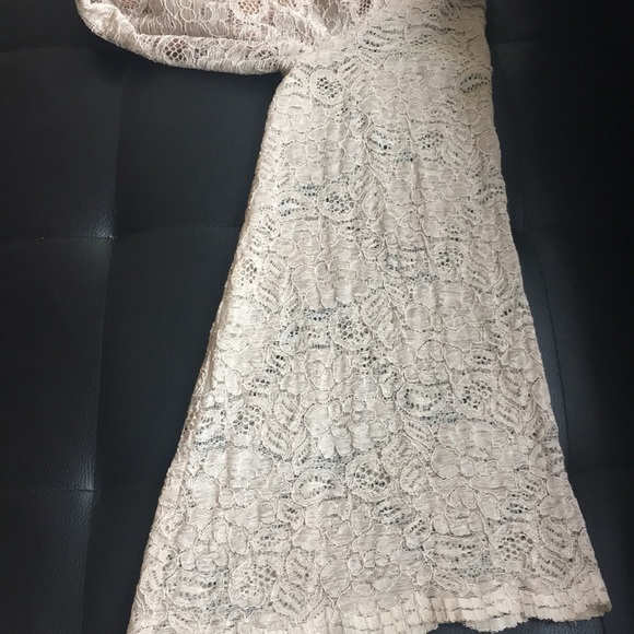 Off shoulder Coveted Clothing - Picture 3 of 6